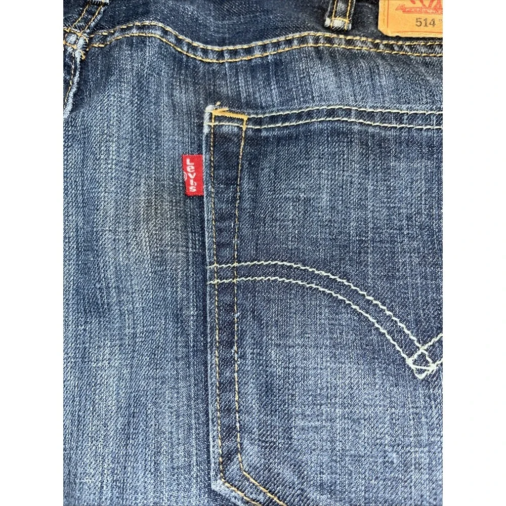 Levi's Men's 514 38 x 32 Original Straight Fit Jeans Medium Wash Blue Denim